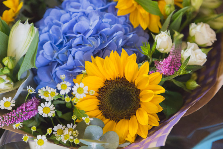 sunflower-bouquet-arrangement