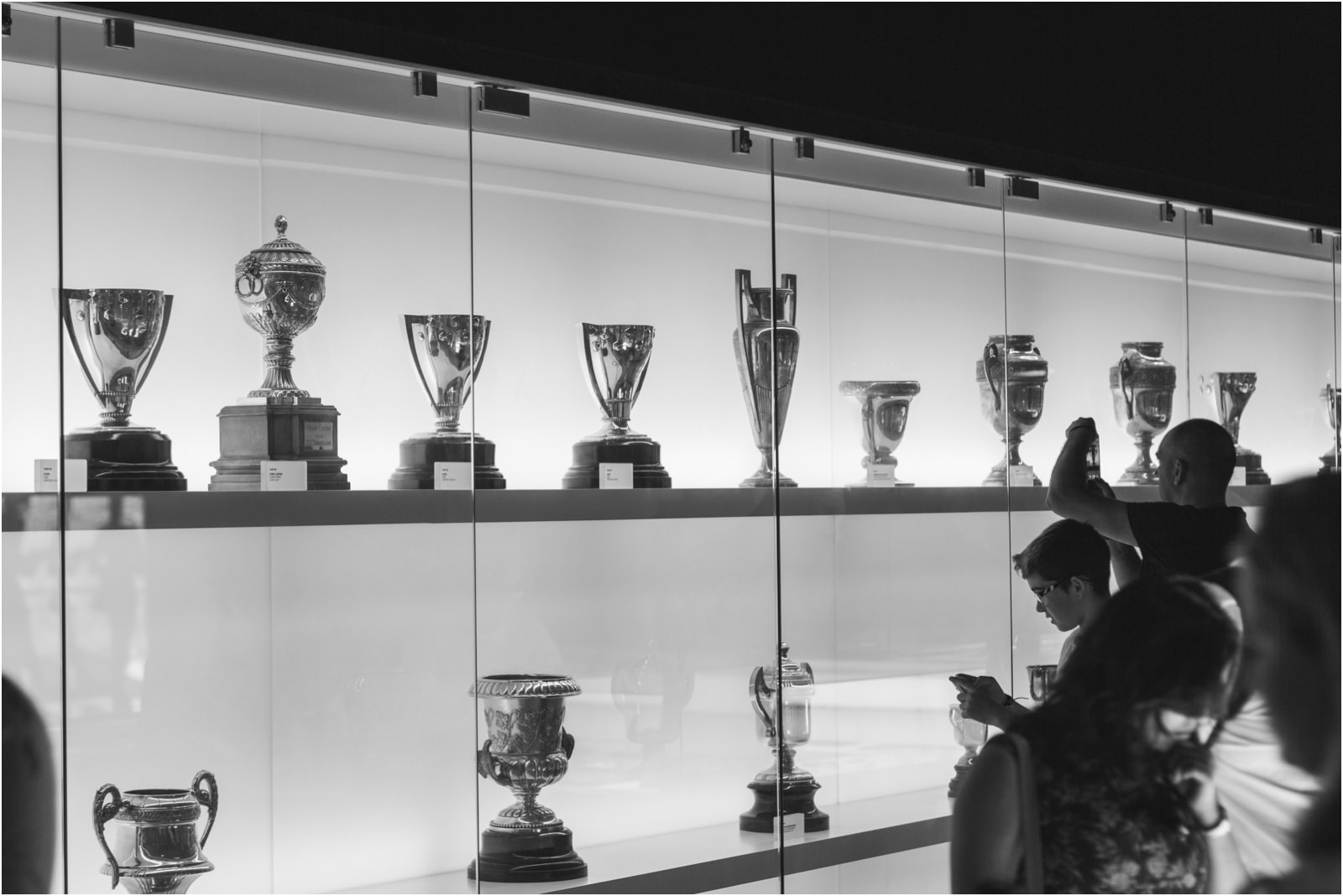trophy-cabinet-camp-nou-barcelona