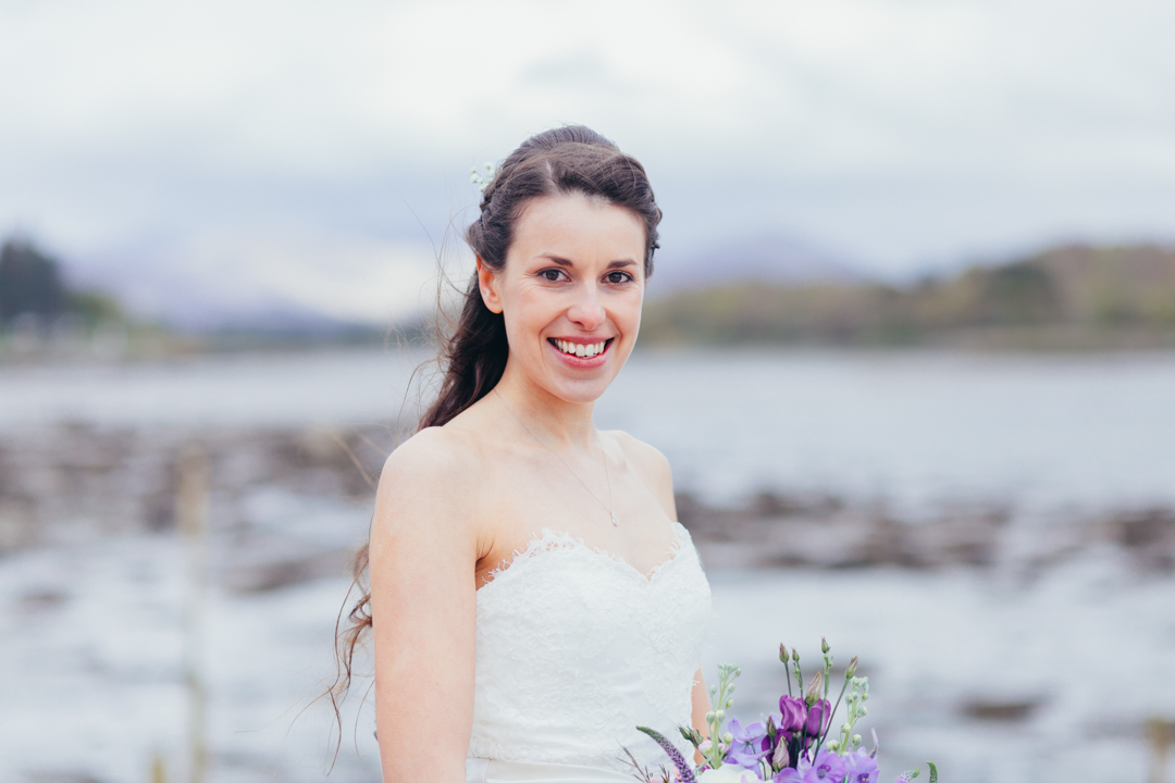 bride-wedding-lochnell-beach