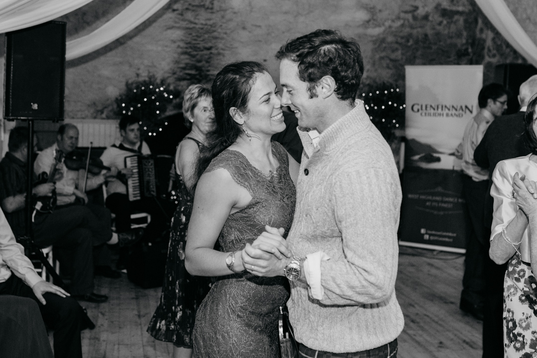 guests-ceilidh-dancing-lochnell-castle-wedding