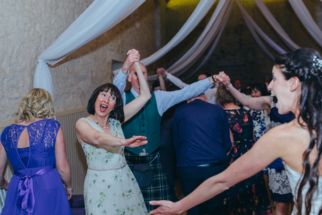 guests-ceilidh-dancing-lochnell-castle-wedding