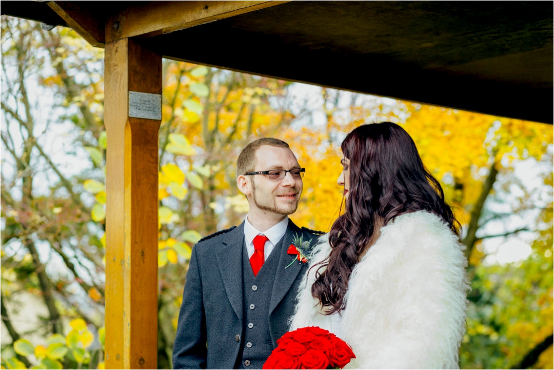 husband-smiling-at-wife