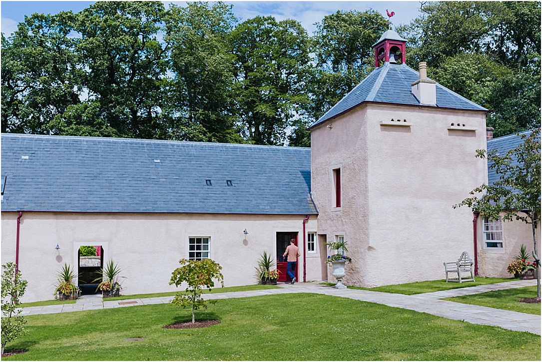 cottage-exterior-dumfries-house