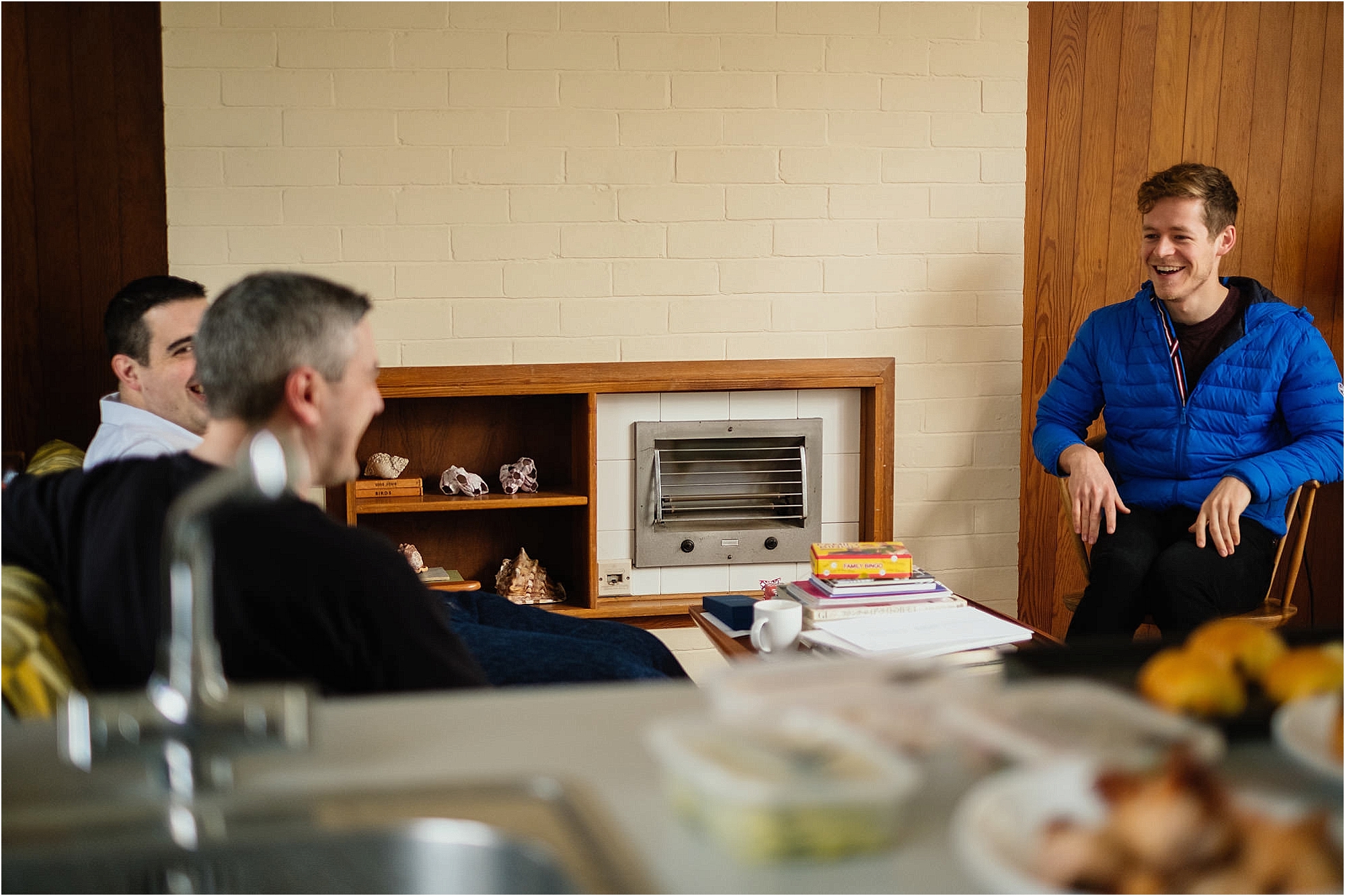 groomsmen-sitting-talking