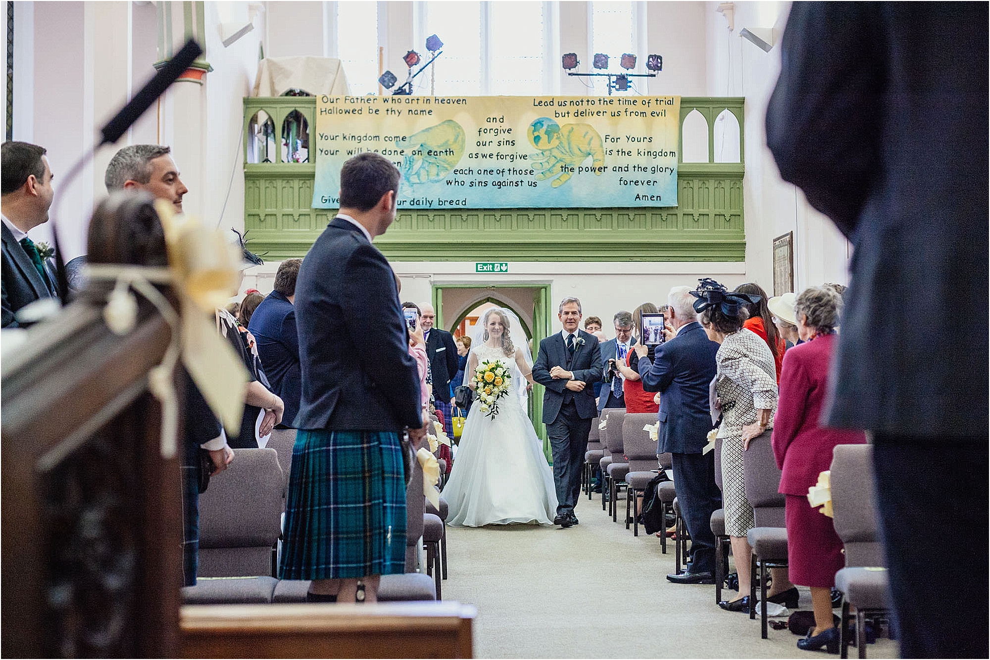 bride-walking-down-aisle