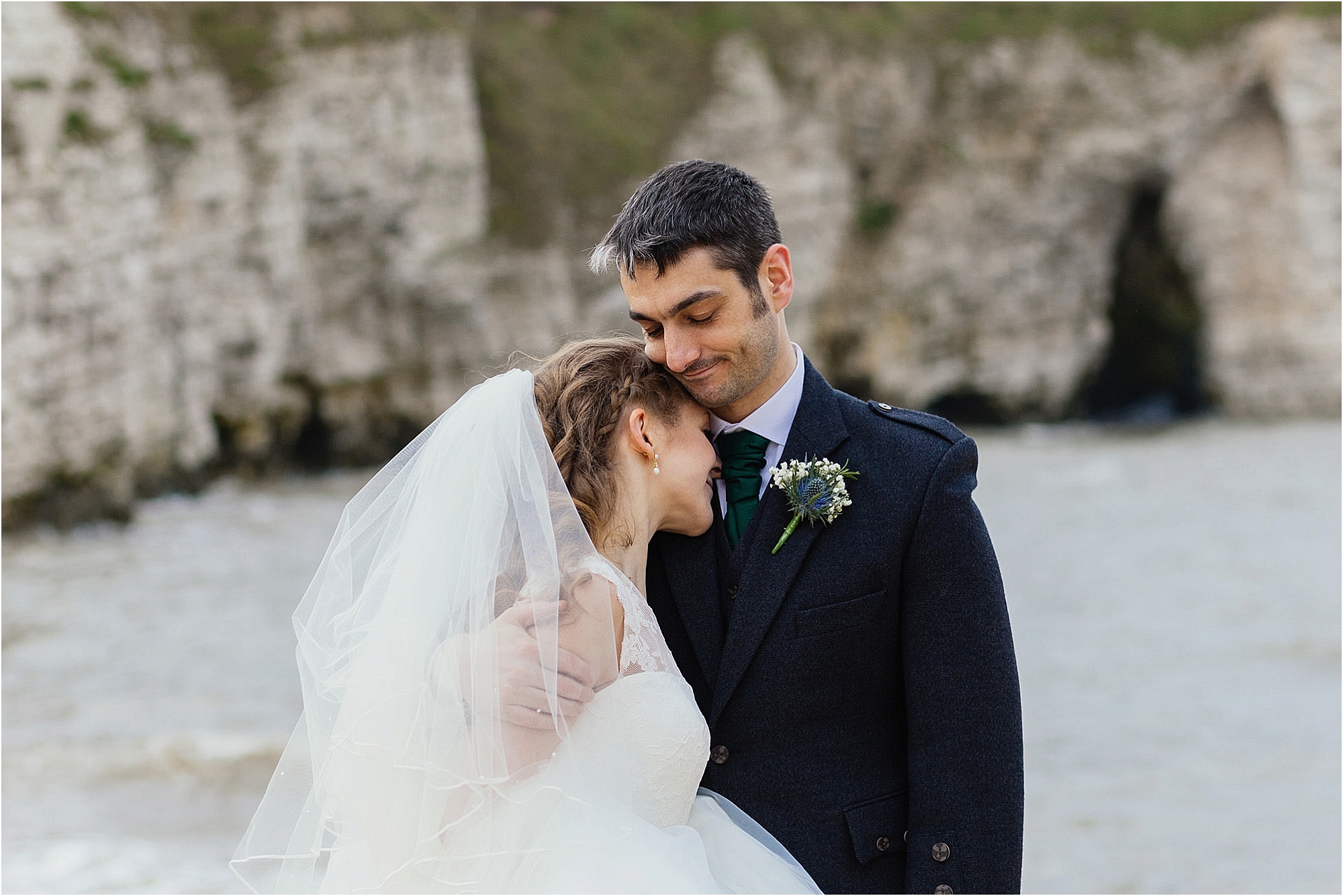 bride-groom-flamborough-beach