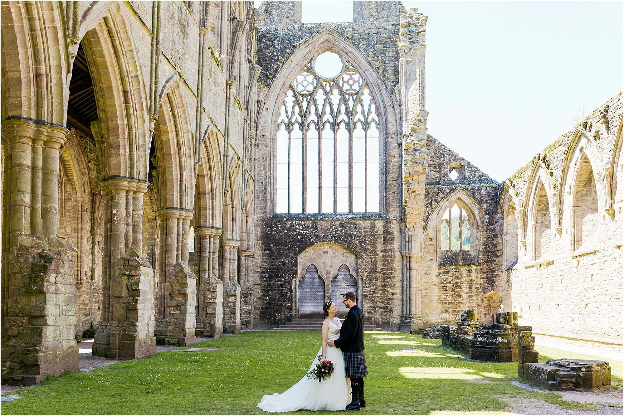 bride-groom-inside-tintern-abbey