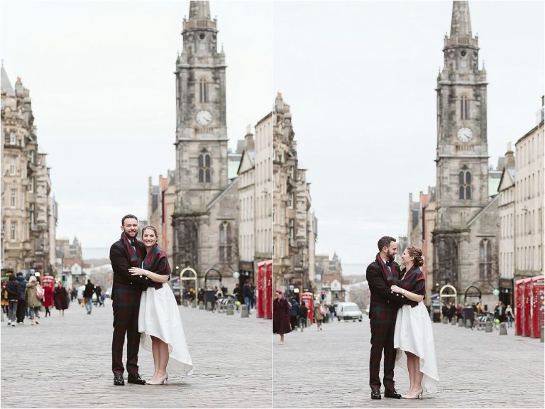 couple-embrace-on-edinburghs-royal-mile