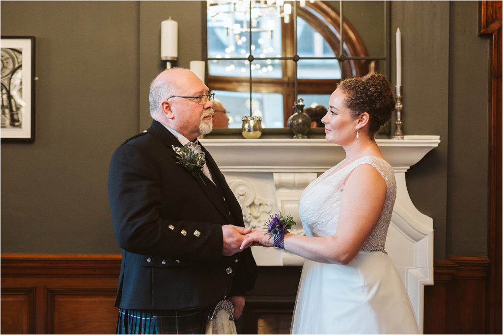 couple-exchange-wedding-rings