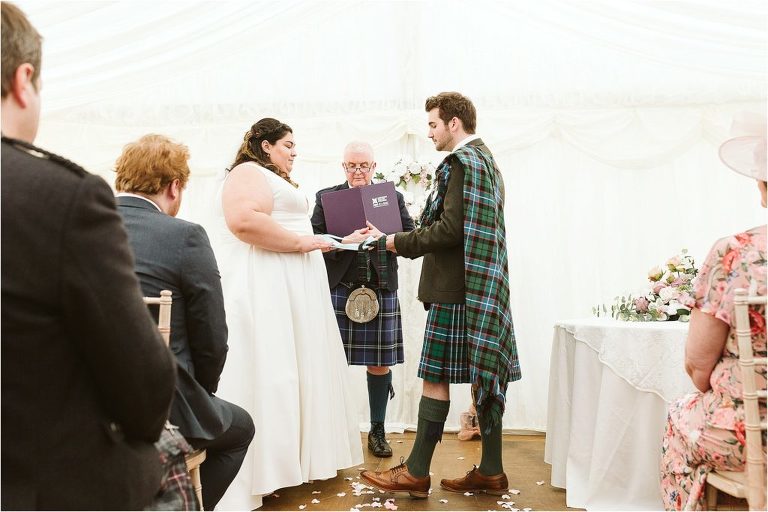 bride-and-groom-do-a-scottish-handfasting