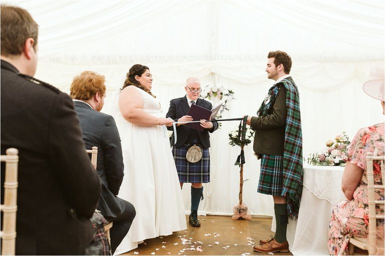 bride-and-groom-do-a-scottish-handfasting