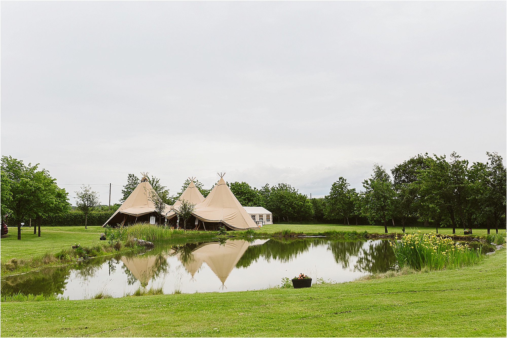 tipi-marquee-wedding-set-up-on-lochside
