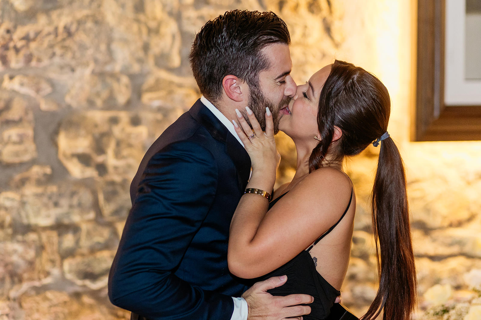 man-and-woman-kissing